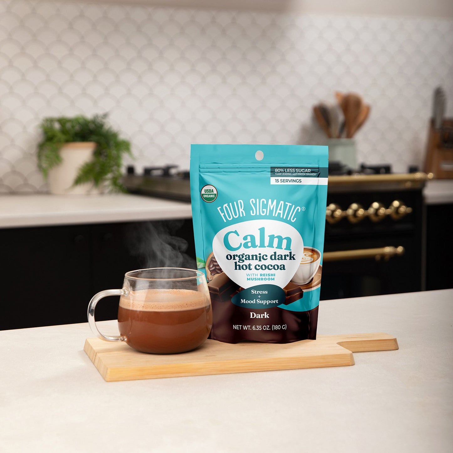 calm-dark-hot-cocoa-l9 calm-cocoa-dark-lifestyle-2026-1.jpg