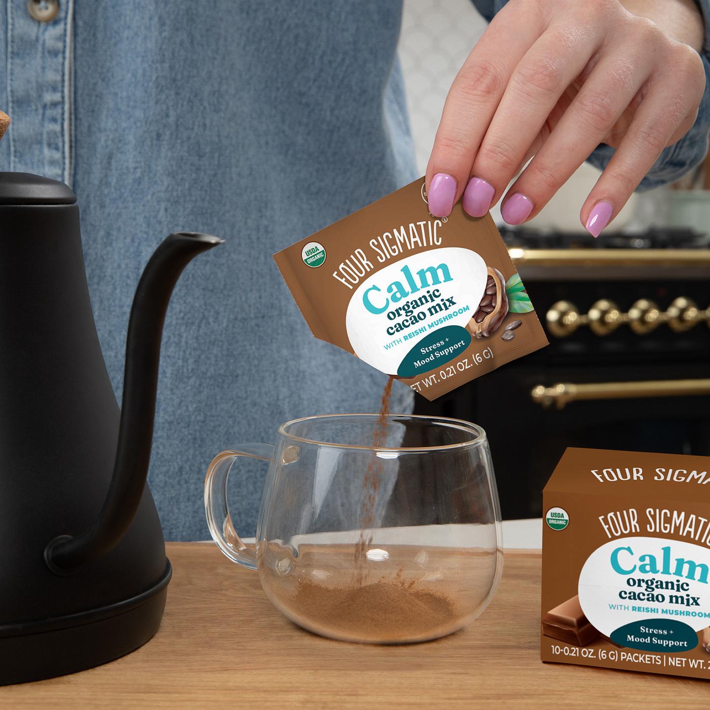 calm-cacao-packets-y7 calm-cocoa-ss-lifestyle-2026_1.png