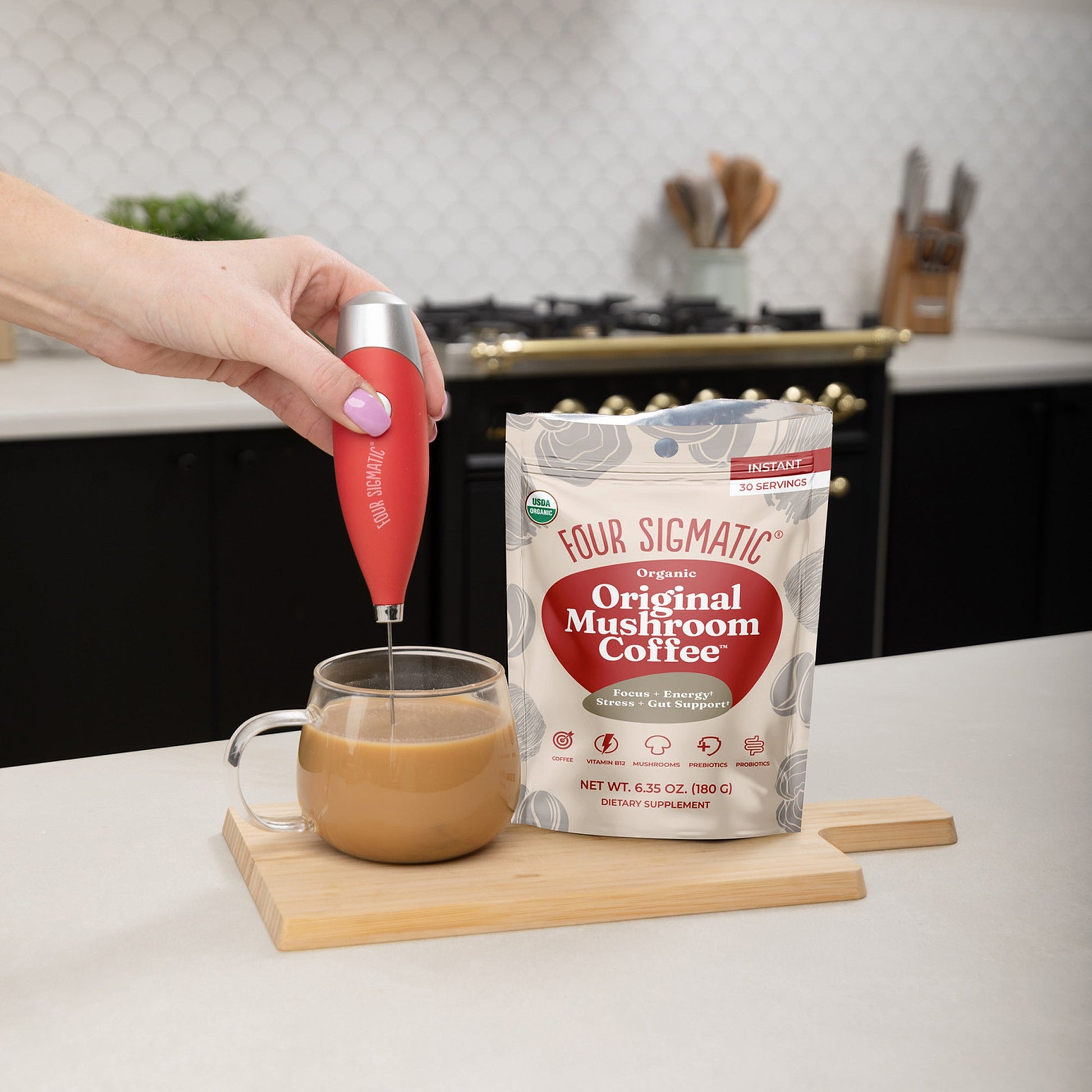 original-mushroom-coffeetm-y7 ogm-instant-ms-lifestyle2-2026_74863389-d0cf-464c-a566-c5b3c194e85d.jpg